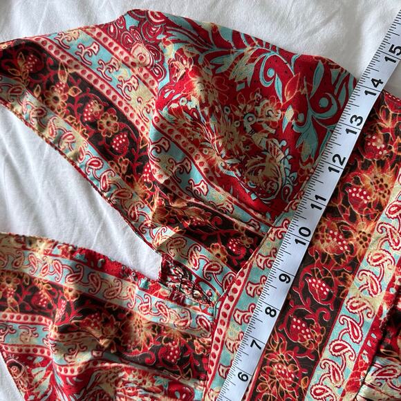 Red/ Blue/ Brown Bohemian Chic Halter Printed Flirty V Neck Mini Dress - Picture 9 of 9